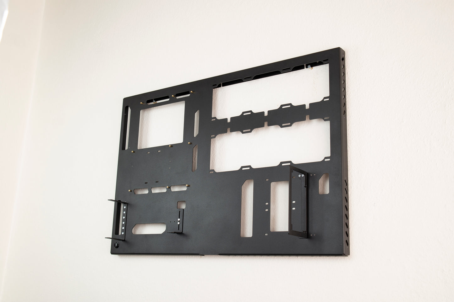 360mm Dual Slot Wall-Mountable PC Case, Custom Liquid Cooling Support, Wall Computer Case