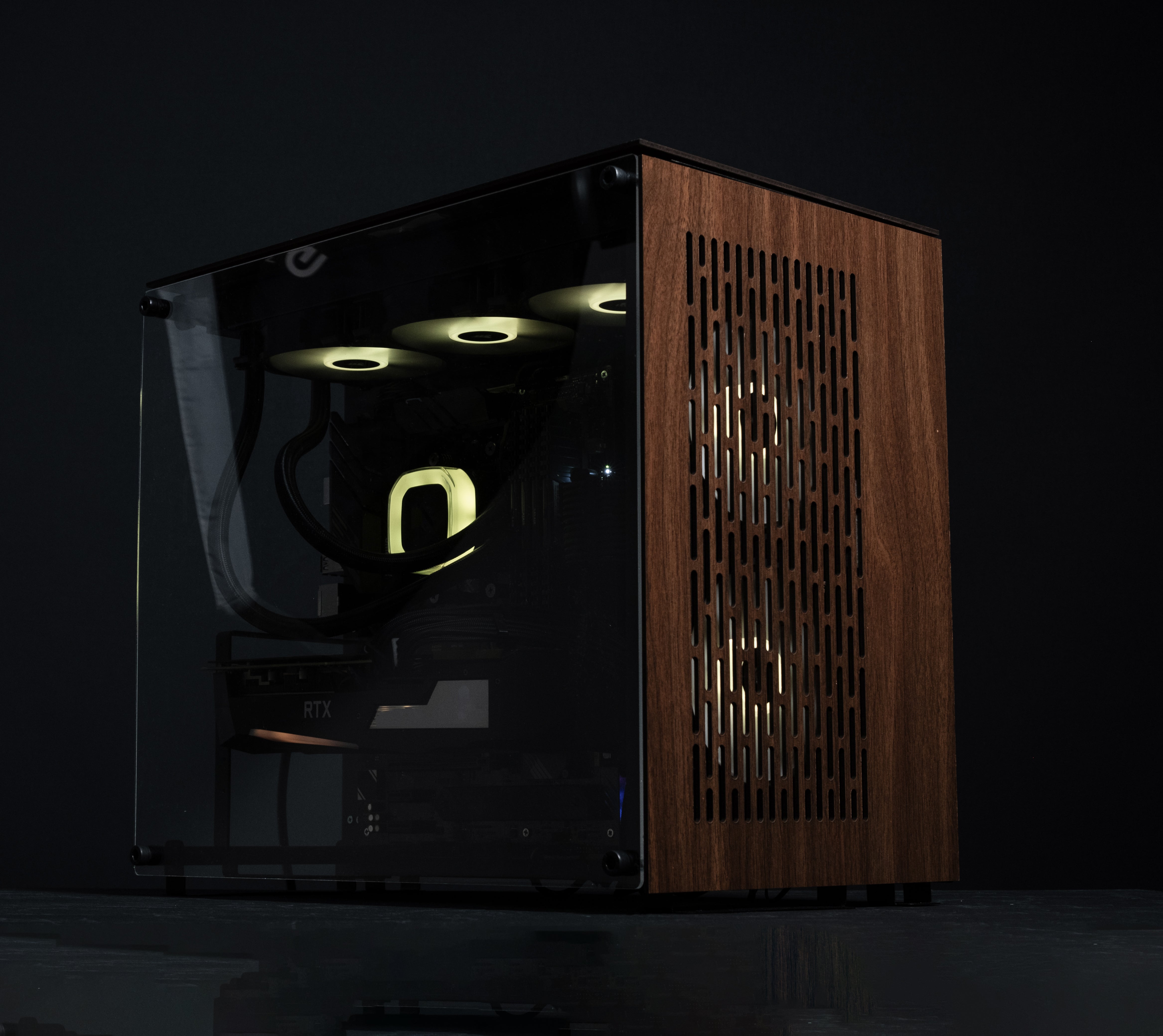 Desk Computer Case – ABK CASE