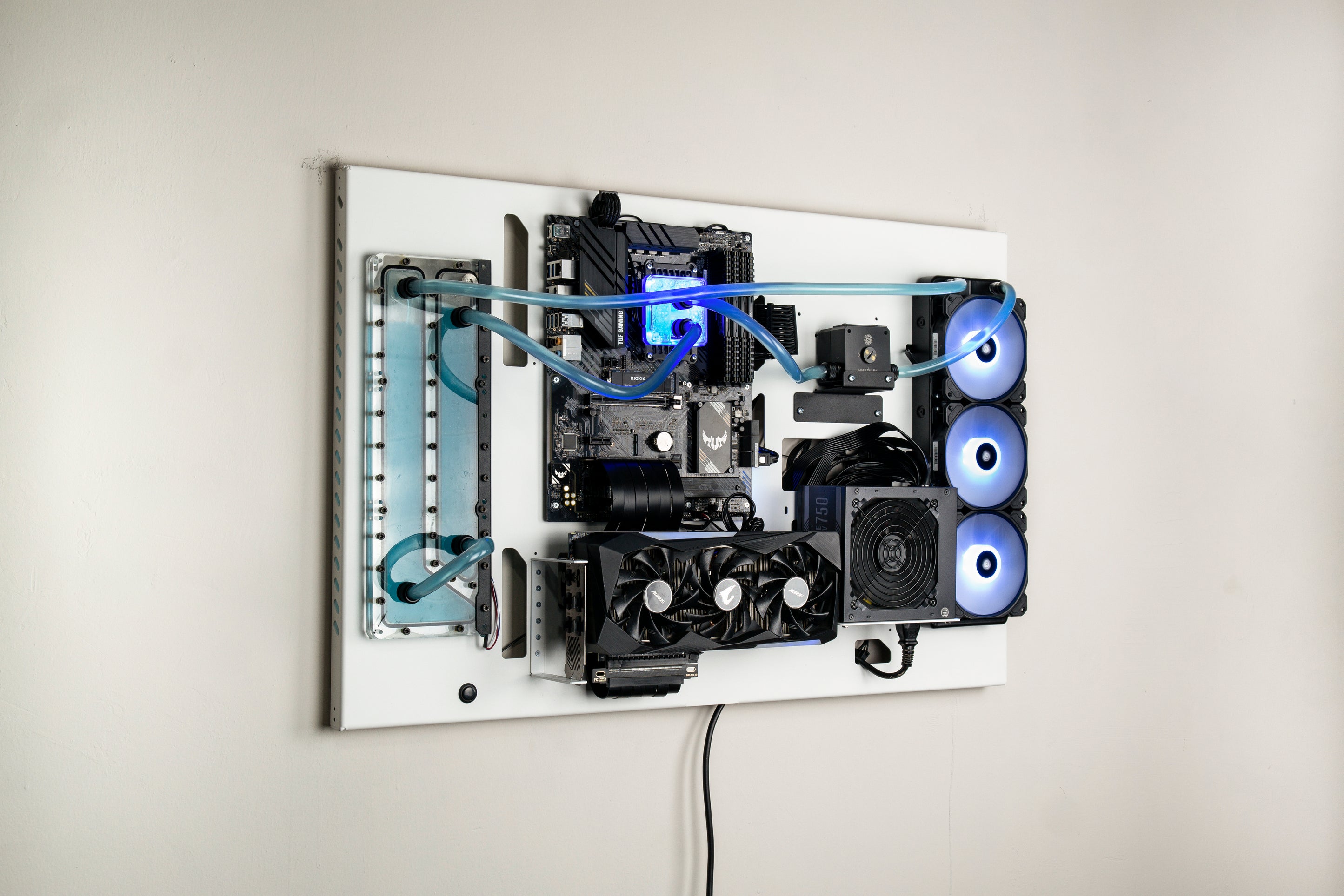 Unique Wall Computer Case, Dual Vertical Radiator, Gamer Computer Case ...