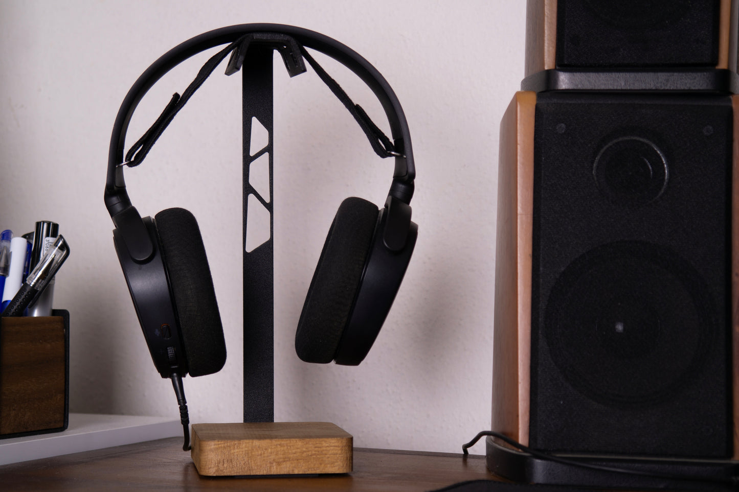 ABK Design Headphone Stand, Headphone Holder Premium , Gaming Headset Holder, Handcrafted Wood Steel Headphones Stand for Desk